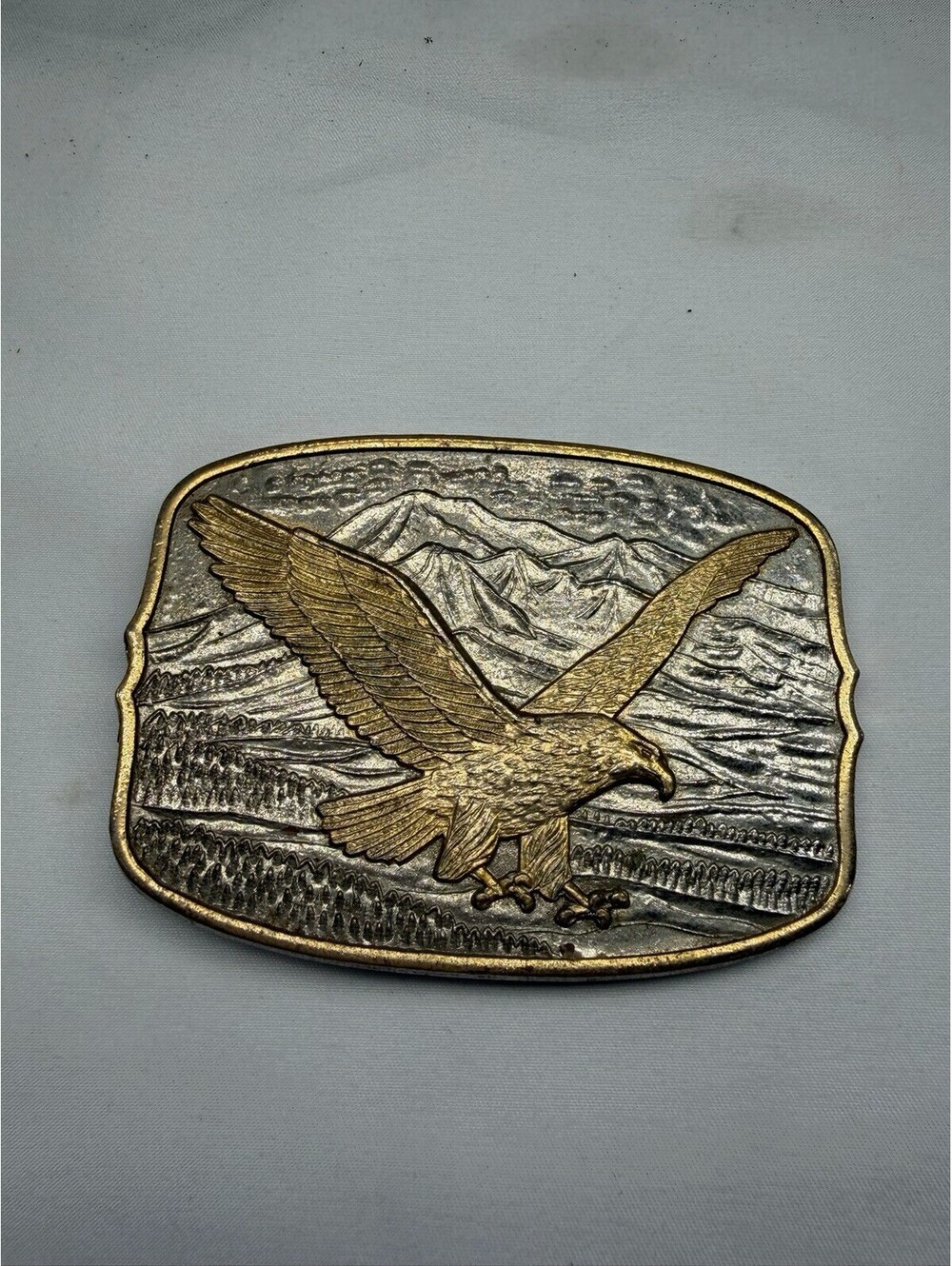 Majestic American Eagle Flying Over Mountains Vtg. #61687 2-Tone Belt Buckle